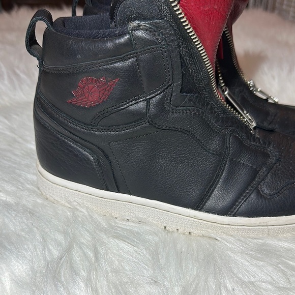 Nike Black and White AirJordan Retro zip - Picture 12 of 12